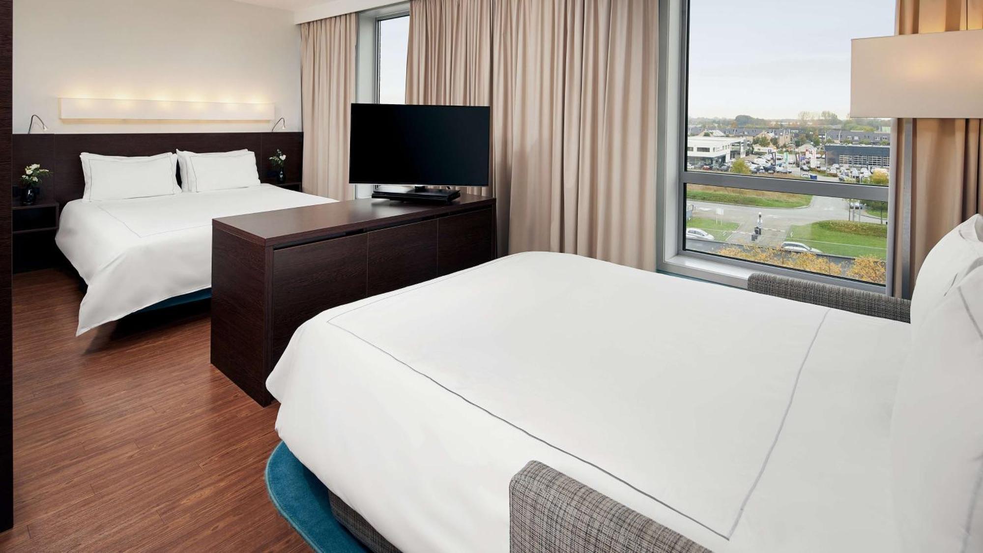 Park Plaza Amsterdam Airport Hotel Lijnden Eksteriør billede